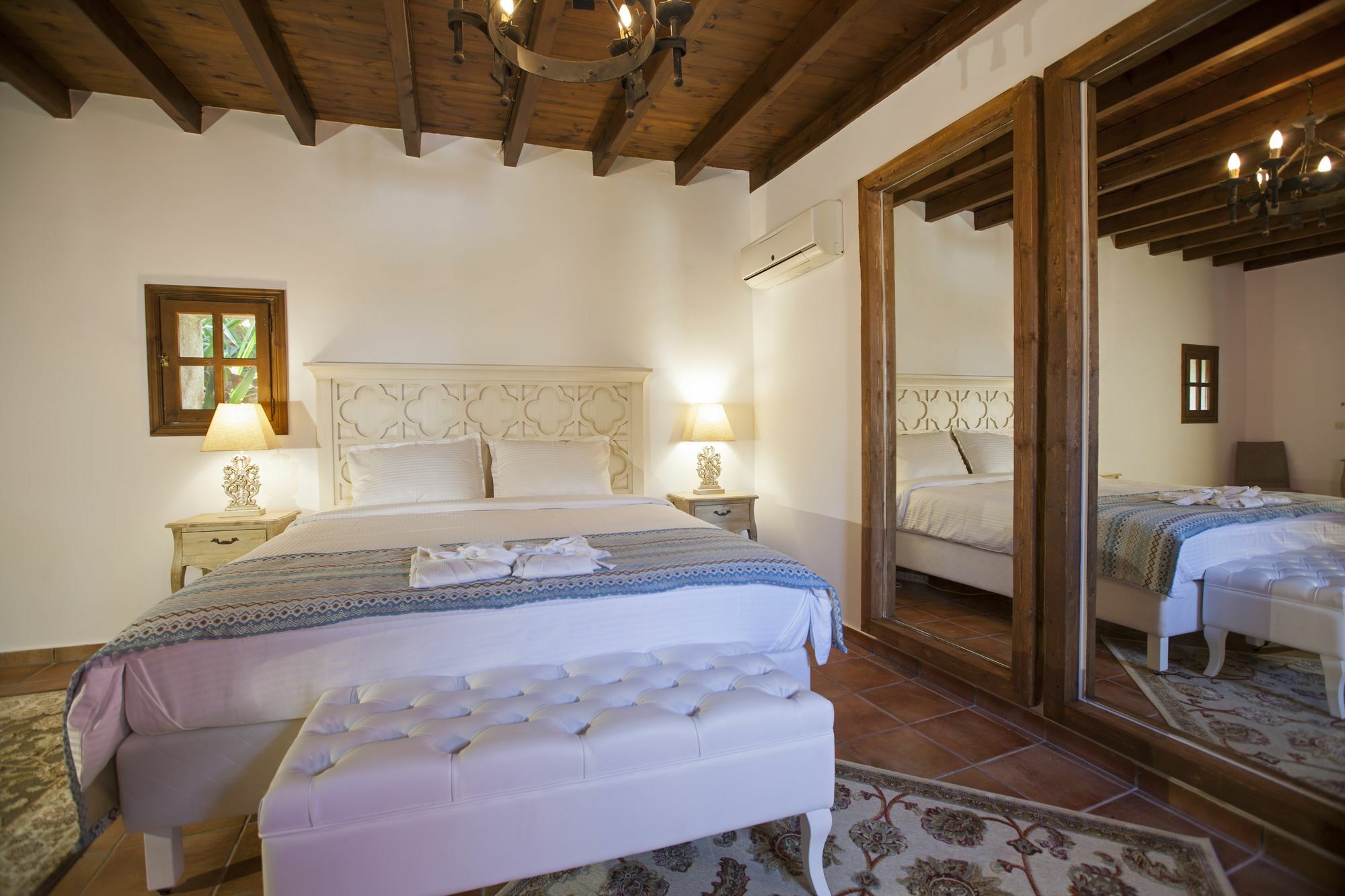 Saint Artemios Hotel And Oriental Suites Rhodes City Exterior foto